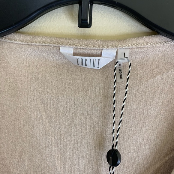 Kaktus woman’s Fringe beige Vest size Large - Picture 7 of 10